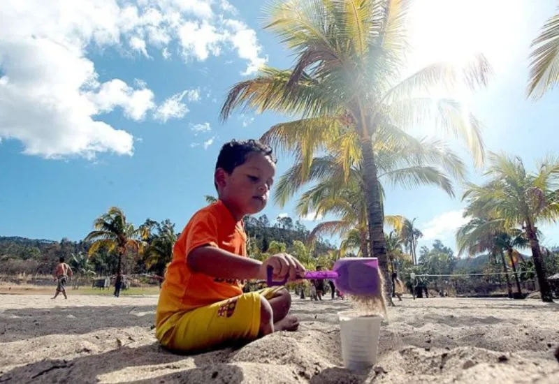 Los niños pueden recreacerse en este sitio