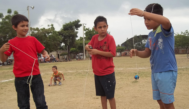 Juego tradicional de Honduras | El Yoyo