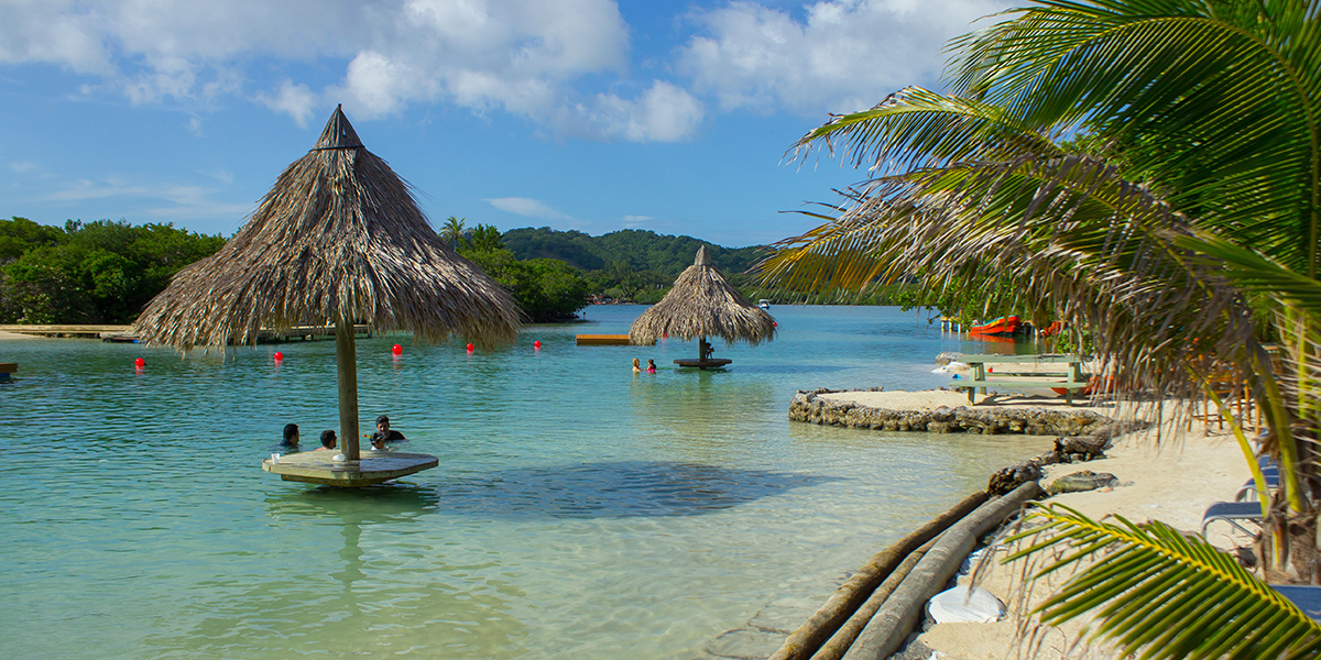 Islas de la Bahia, Roatán